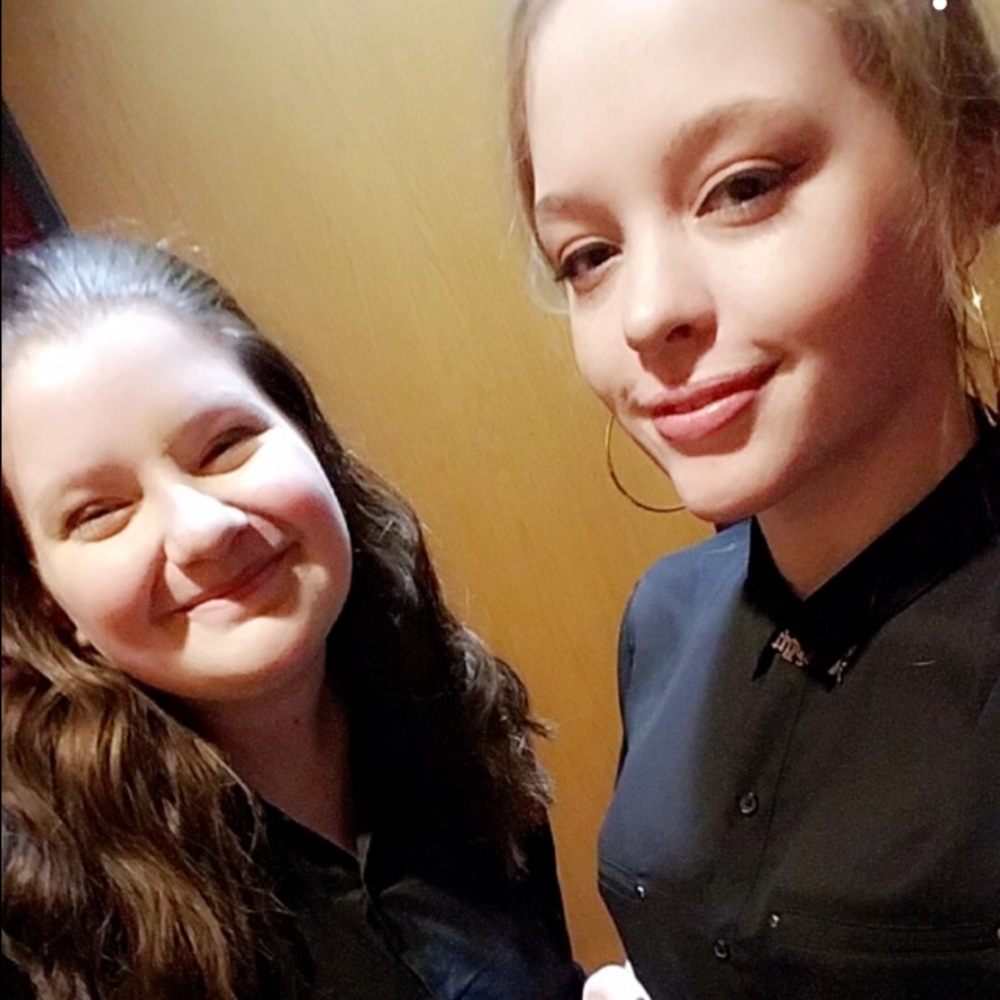 Meet your Posher, Abigail